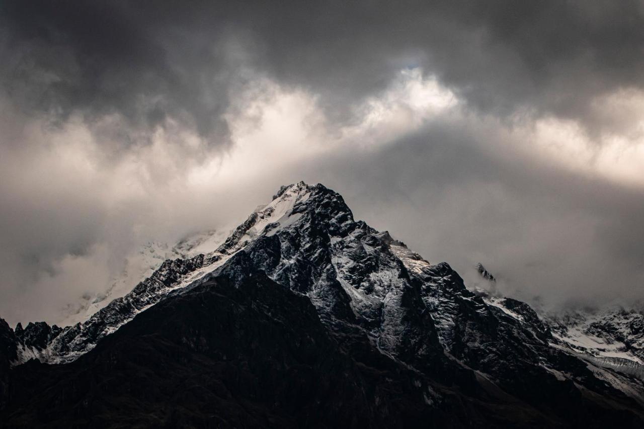 Vertical Sky Luxury * Ollantaytambo